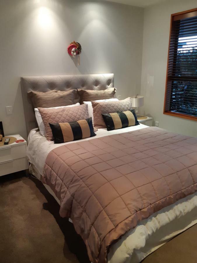Maples On Harewood Bed and Breakfast Christchurch Eksteriør billede