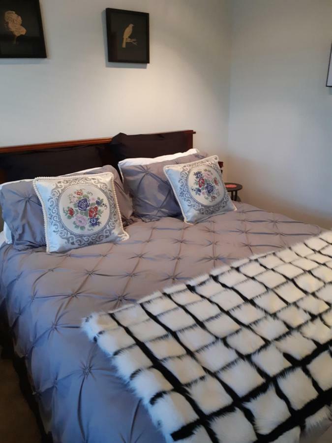 Maples On Harewood Bed and Breakfast Christchurch Eksteriør billede